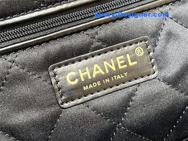 Chanel 22 handbag medium - Image 8
