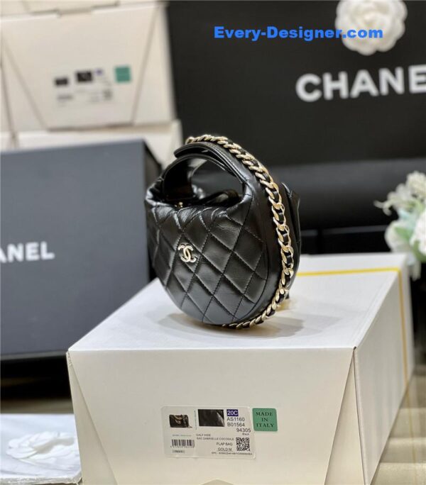 Chanel new sheepskin pouch - Image 6