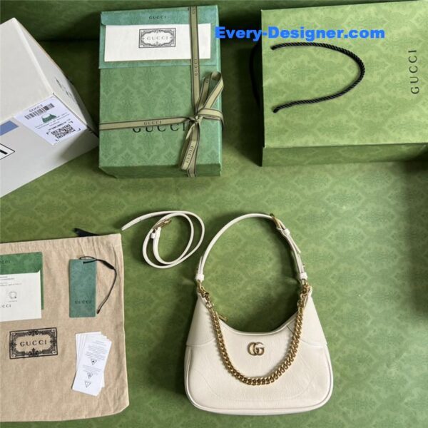 Gucci small crescent shoulder bag - Image 3