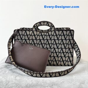 valentino V logo print tote bag