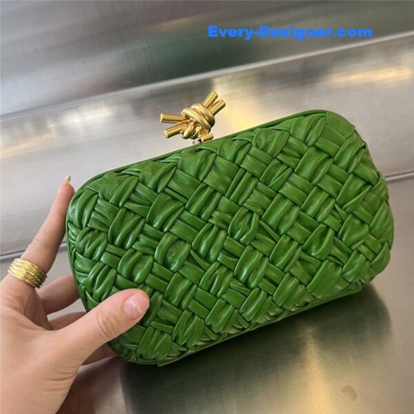 bottega veneta knot clutch green - Image 3