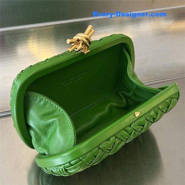 bottega veneta knot clutch green - Image 6