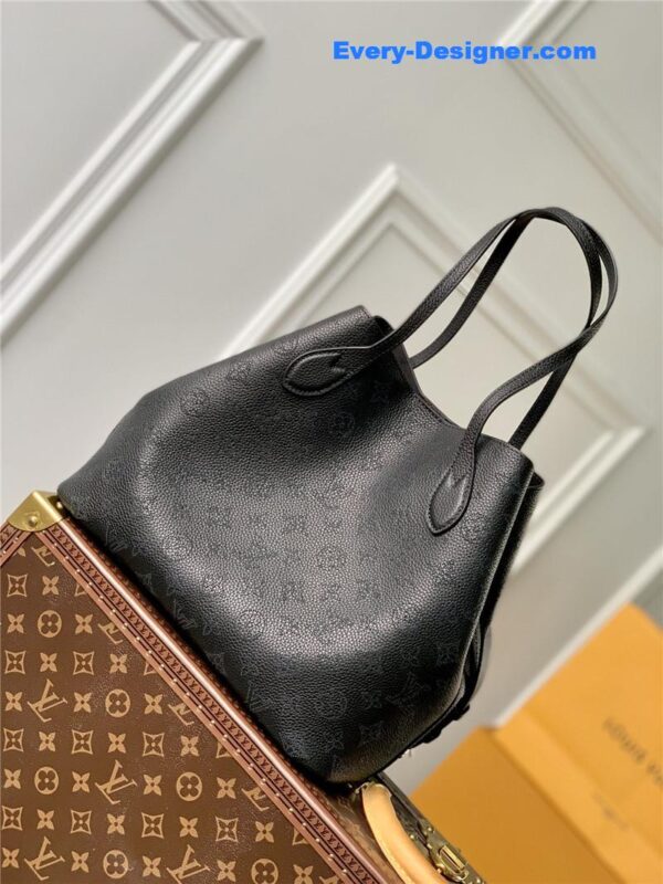 louis vuitton LV blossom large mahina bag - Image 4