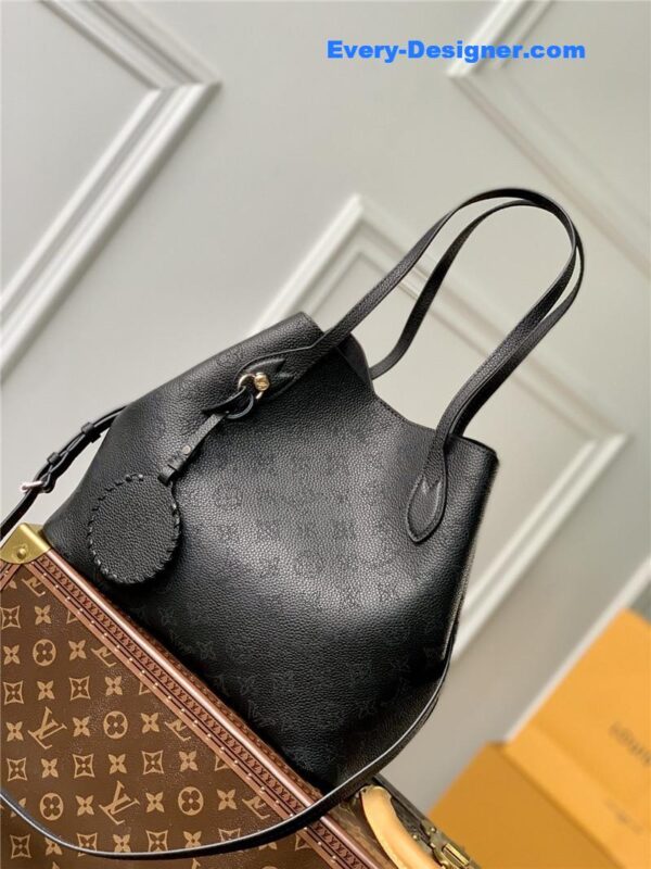 louis vuitton LV blossom large mahina bag - Image 5