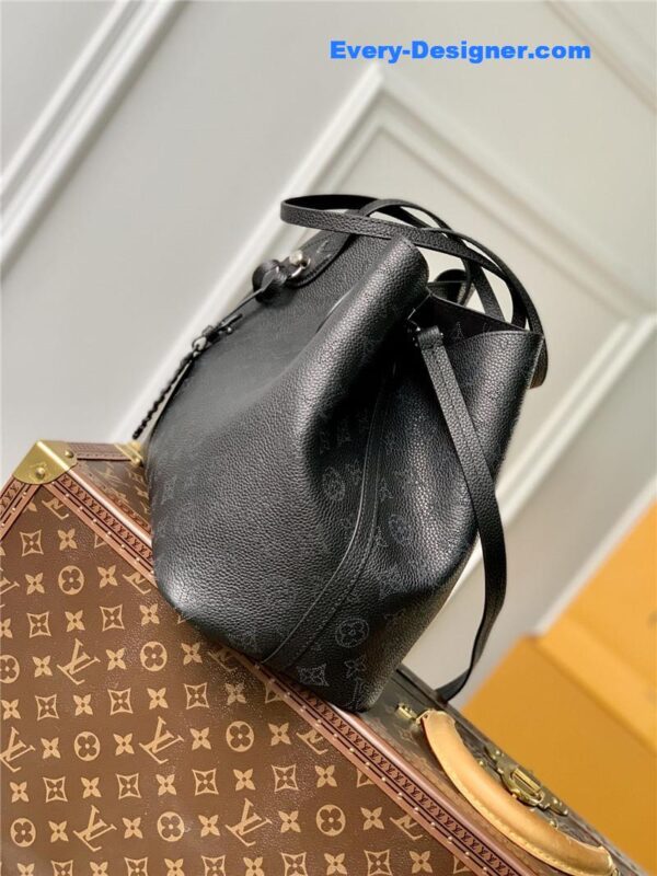 louis vuitton LV blossom large mahina bag - Image 2