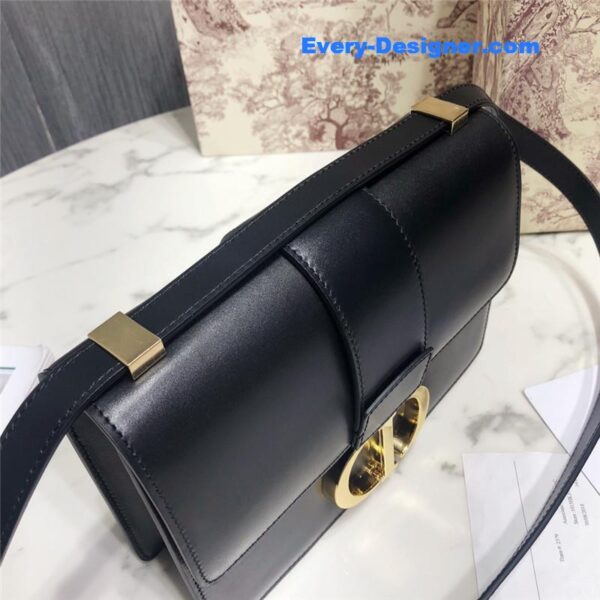 louis vuitton lv capucines small taurillon leather bag - Image 2