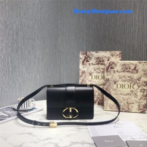 louis vuitton lv capucines small taurillon leather bag