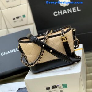 Chanel gabrielle hobo bag small