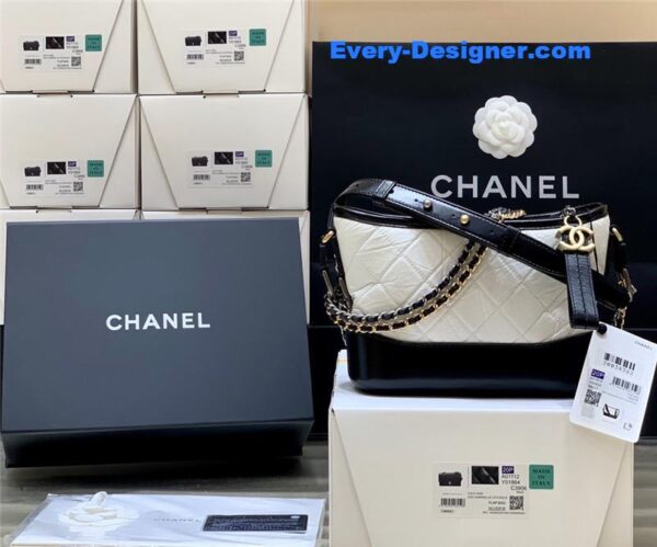 Chanel gabrielle hobo bag small - Image 7