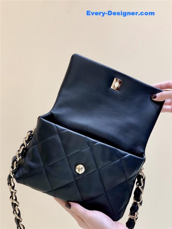 Chanel letter logo hobo bag - Image 3