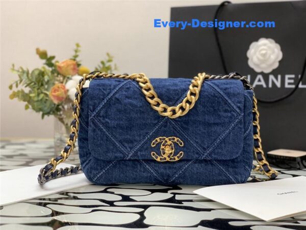 Chanel 19 flap bag - Image 6