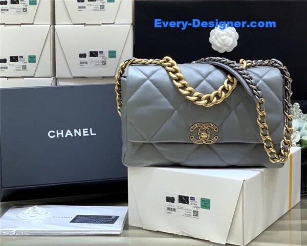 Chanel 19 bag 30cm - Image 4