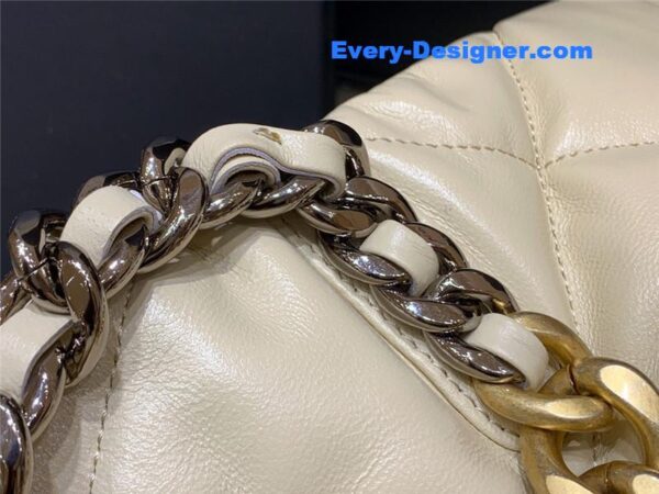 Chanel 19 bag 30cm - Image 5