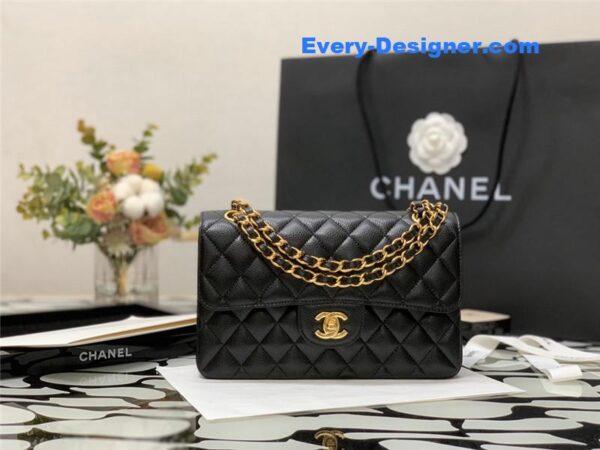 Chanel classic flap caviar leather bag small - Image 4
