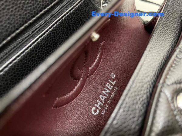 Chanel classic flap caviar leather bag small - Image 4