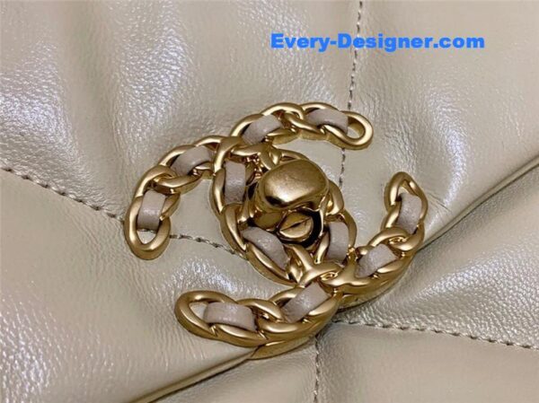 Chanel 19 bag 30cm - Image 8