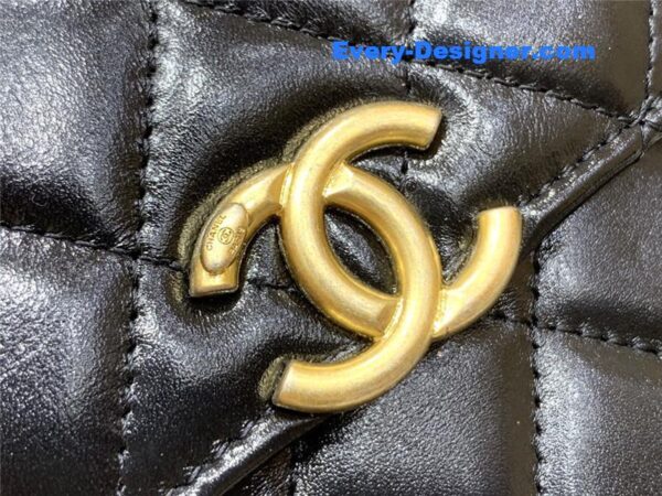 Chanel gold beads mobile phone bag - Image 8