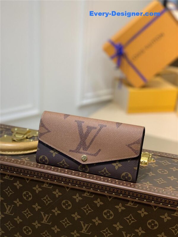 louis vuitton lv sarah wallet monogram - Image 6