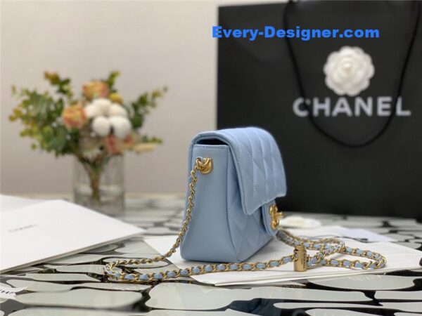 Chanel classic flap bag - Image 4