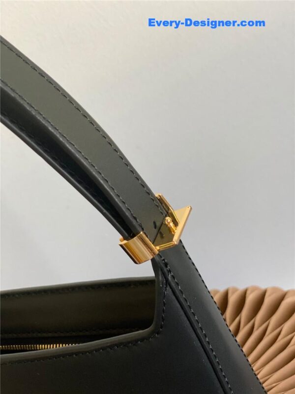 burberry hobo shoulder bag - Image 5