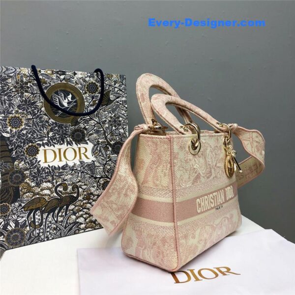 dior medium lady d-lite bag - Image 8