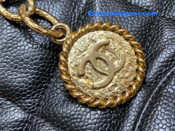 Chanel vintage caviar medallion tote bag - Image 3