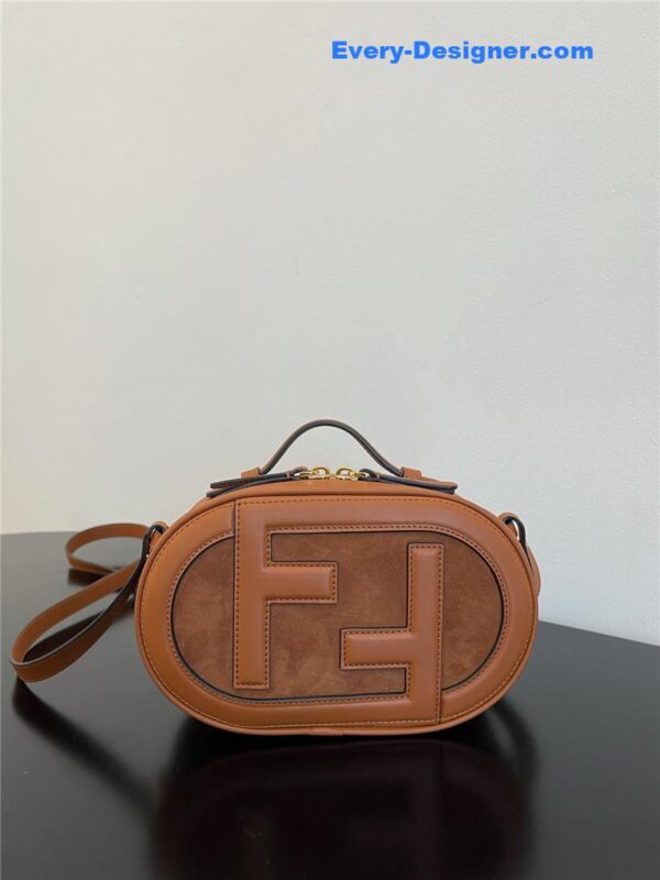 fendi logo suede camera bag - Image 3