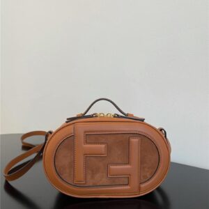 fendi logo suede camera bag