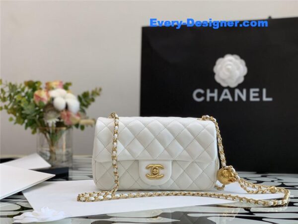Chanel flap bead chain bag - Image 7