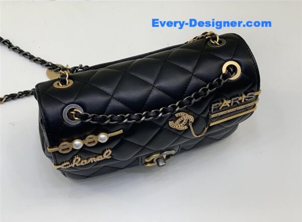 Chanel badge cf metal decorative chain bag large - Image 4