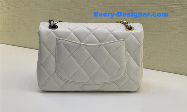 Chanel badge cf metal decorative chain bag large - Image 3