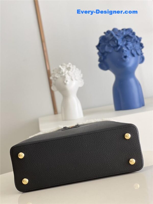 louis vuitton lv capucines mm taurillon leather bag - Image 4