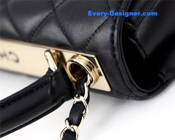 Chanel trendy cc bag black - Image 7