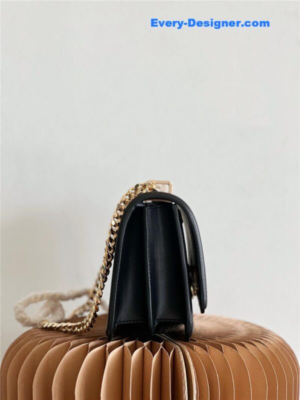burberry tb logo lock bag - Image 7