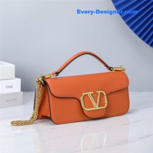valentino vlogo signature shoulder bag