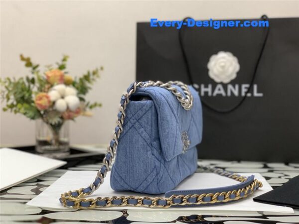 Chanel denim 19 bag - Image 6