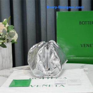 bottega veneta the pouch bag silver