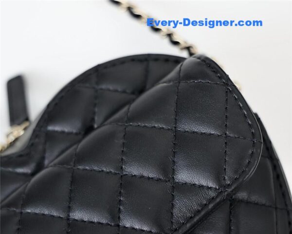 Chanel diamond heart bag black - Image 8