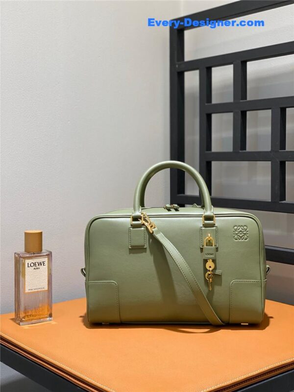 loewe amazona 28 bag - Image 5