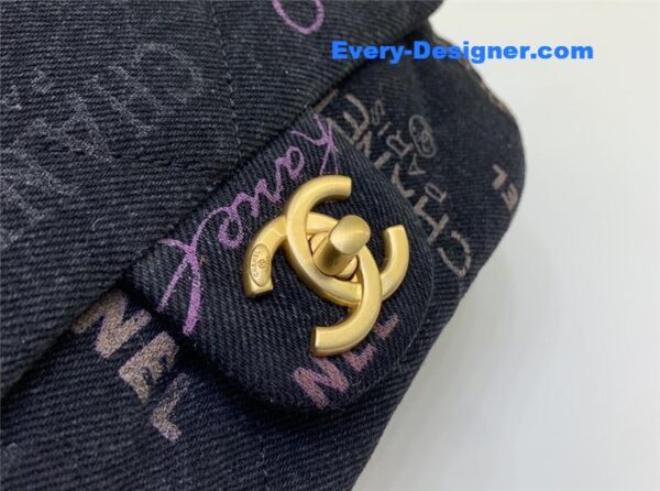 Chanel graffiti denim print cf bag small - Image 8