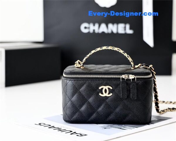 Chanel caviar vanity case 17cm - Image 3
