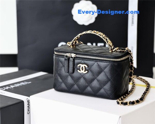 Chanel caviar vanity case 17cm - Image 7