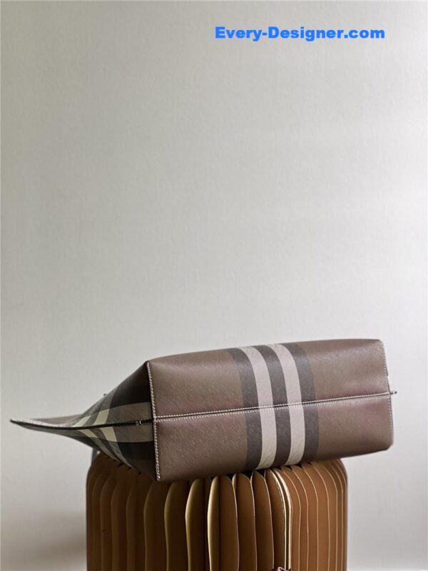 burberry tote bag shopping bag - Image 9