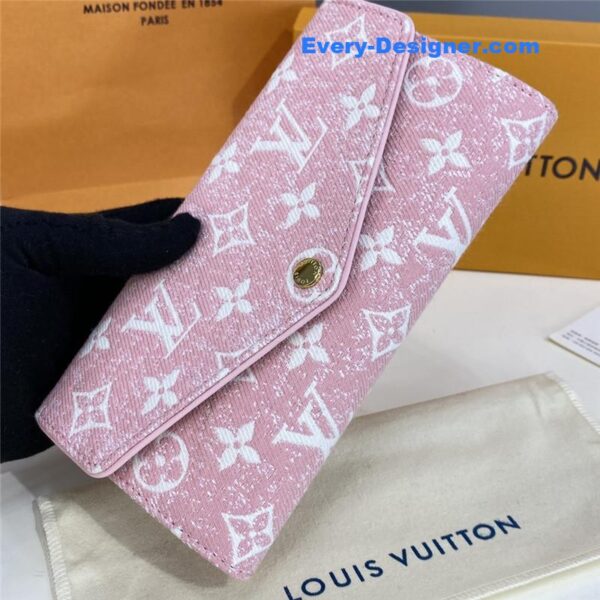 louis vuitton lv denim jacquard sarah wallet - Image 5