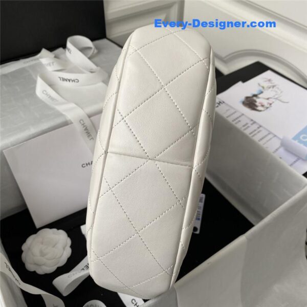 Chanel hobo bag - Image 7