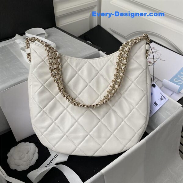 Chanel hobo bag - Image 9