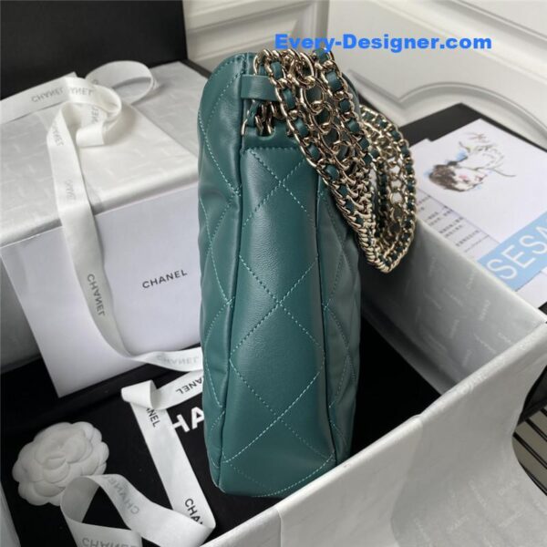 Chanel hobo bag - Image 4