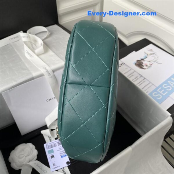 Chanel hobo bag - Image 9