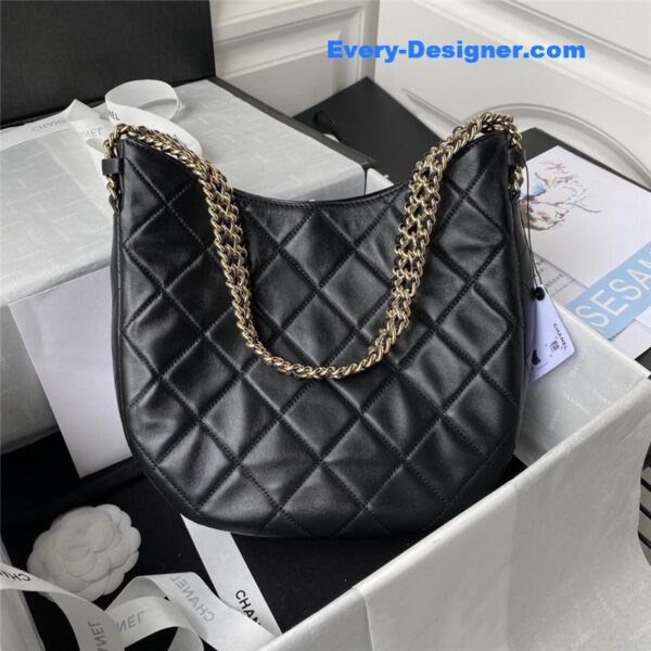 Chanel hobo bag - Image 8