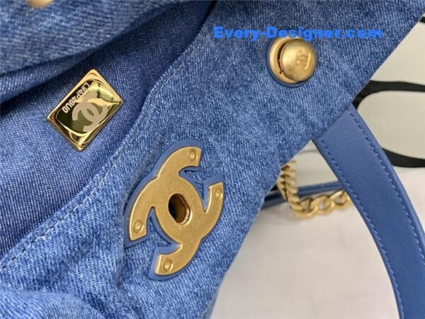 Chanel graffiti denim shopping bag - Image 3